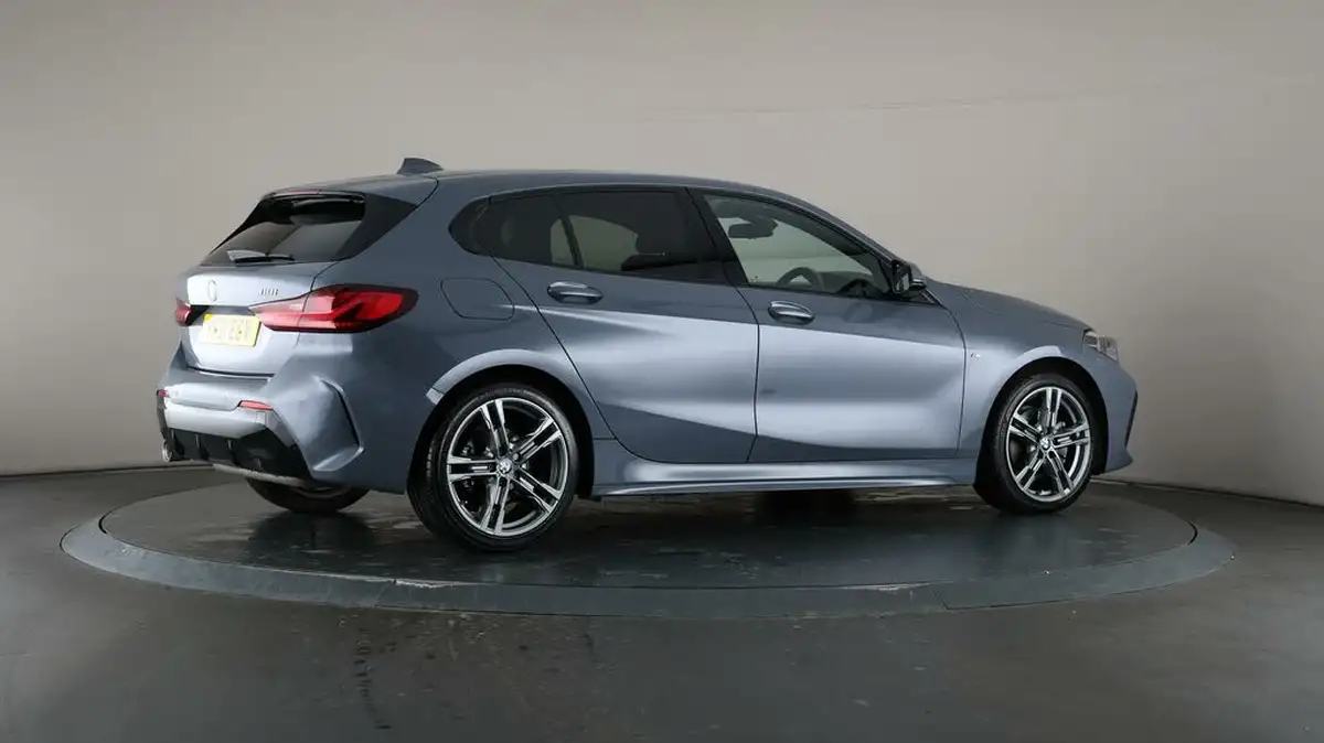 2021-bmw-1-series-15-118i-m-sport-lcp-dct-big-57