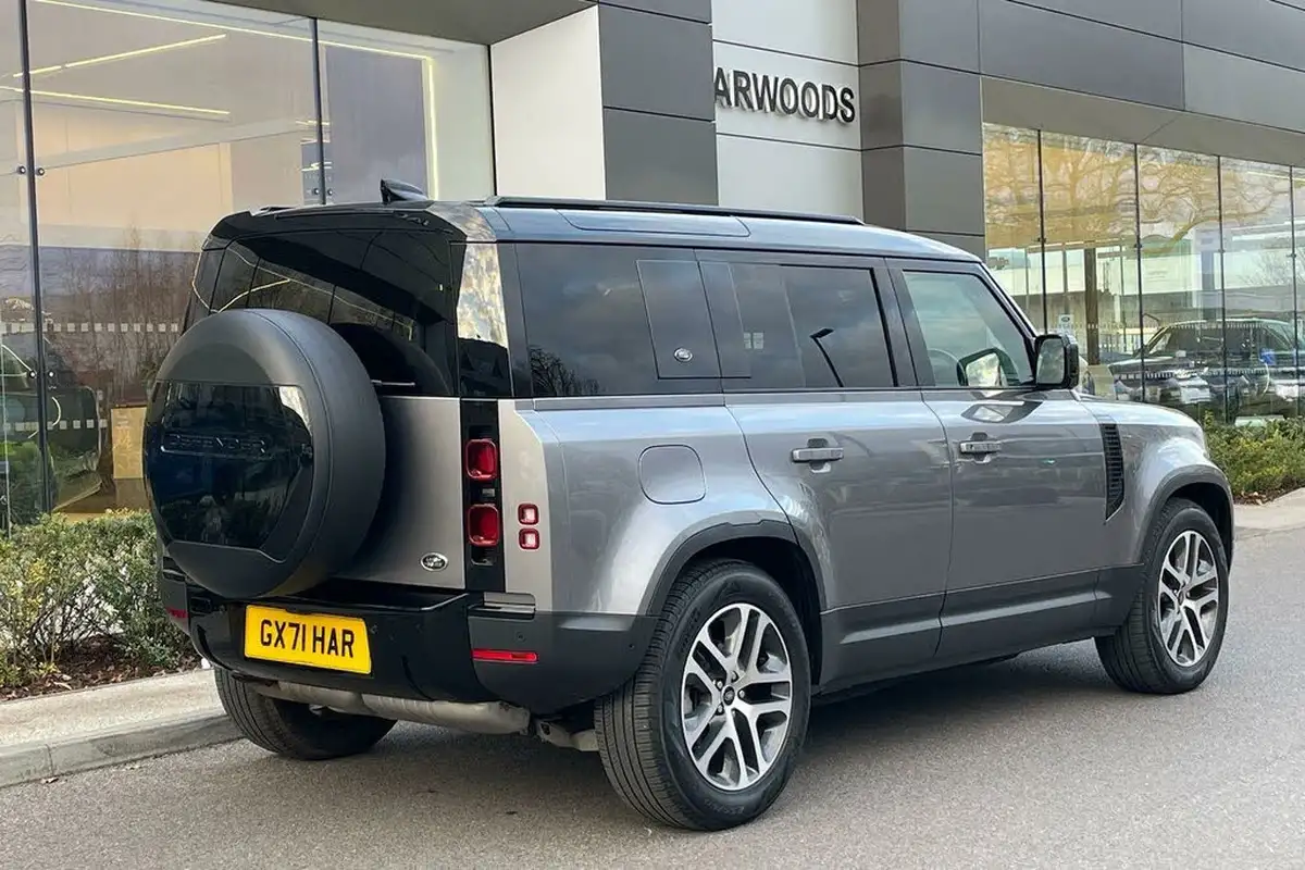 2021-land-rover-110-defender-30-d250-hard-top-s-110-big-11