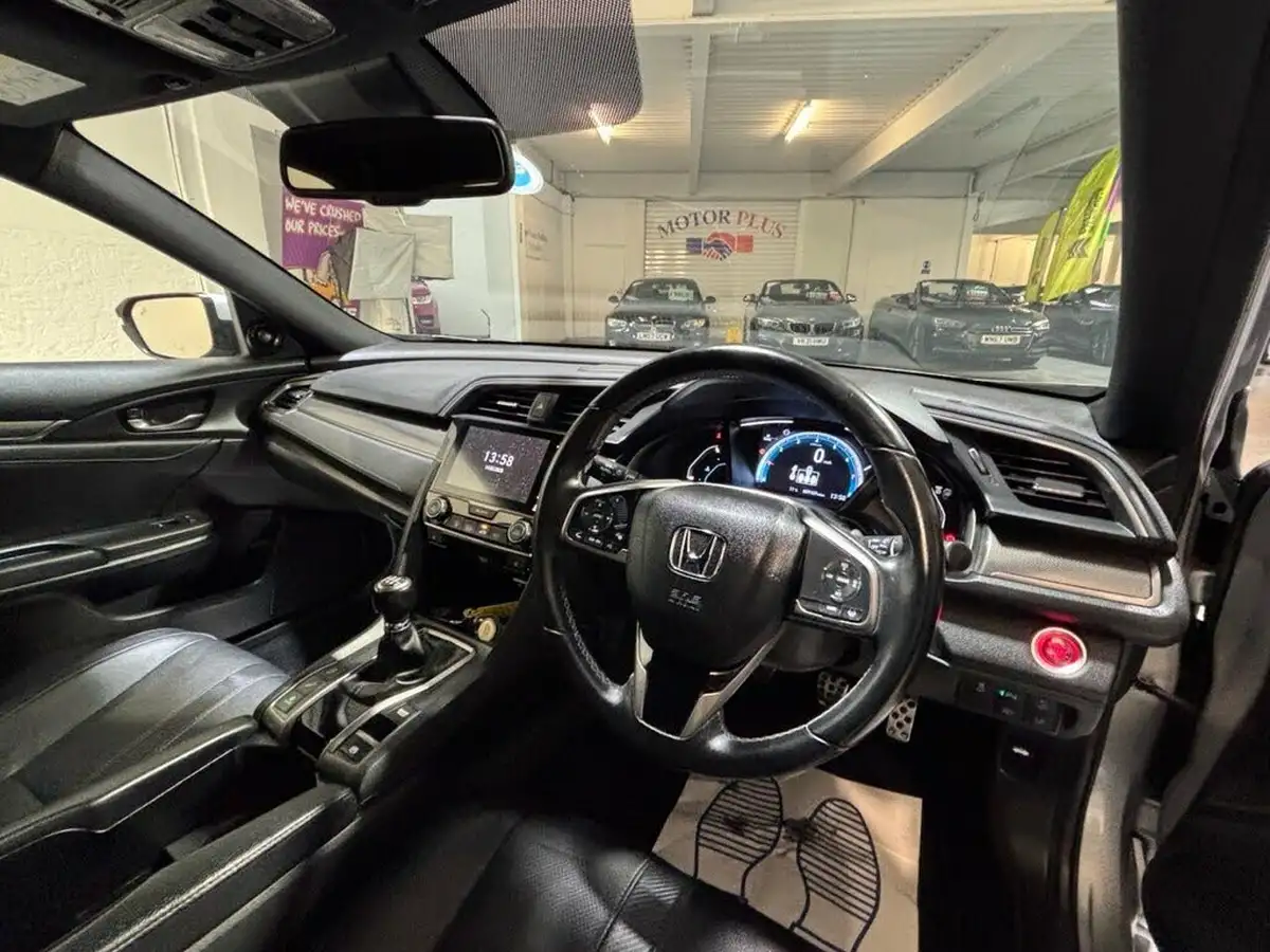 2018-honda-civic-15-vtec-turbo-prestige-ss-big-9