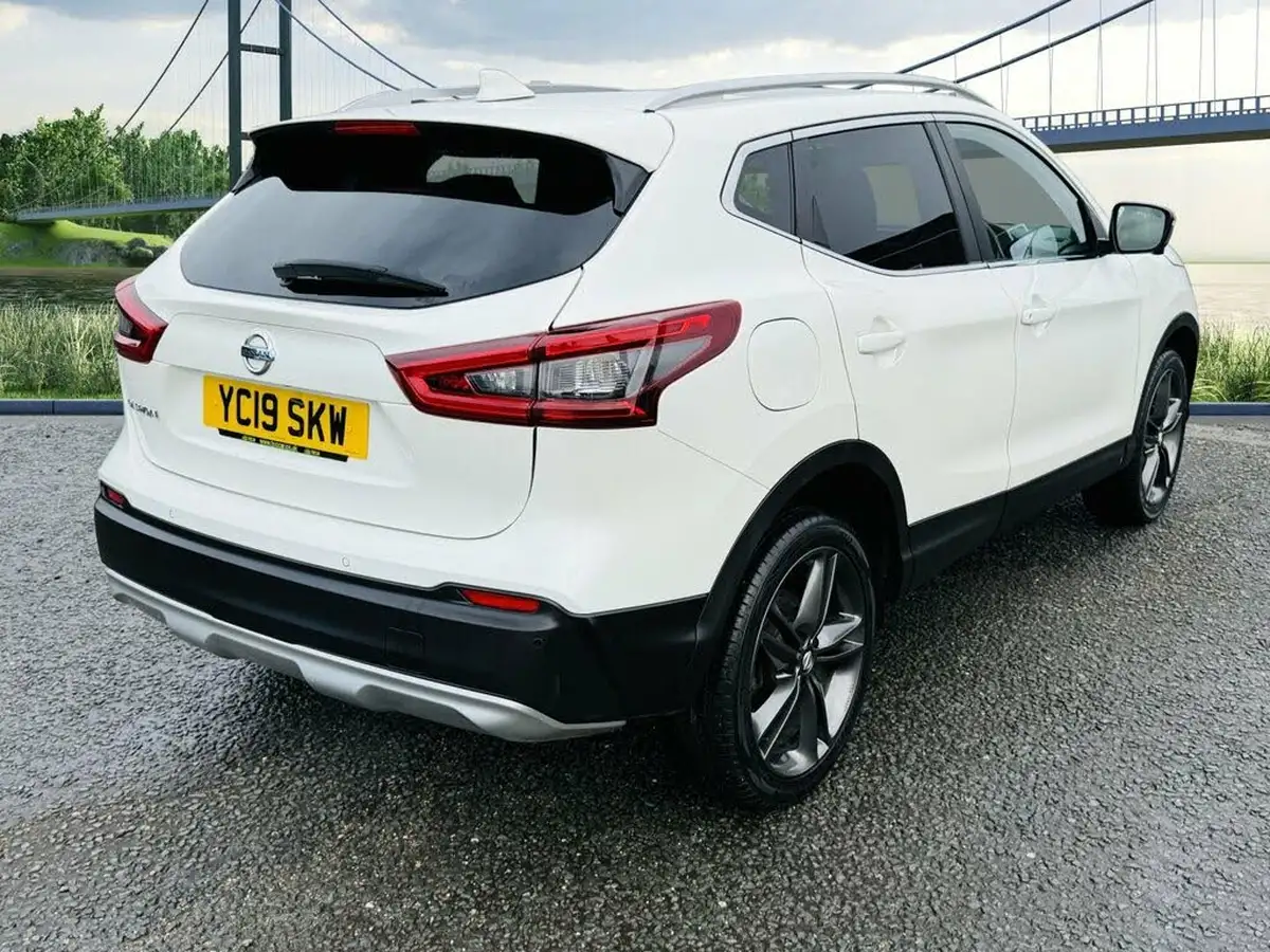 2019-nissan-qashqai-15dci-n-motion-drive-assist-pack-big-3