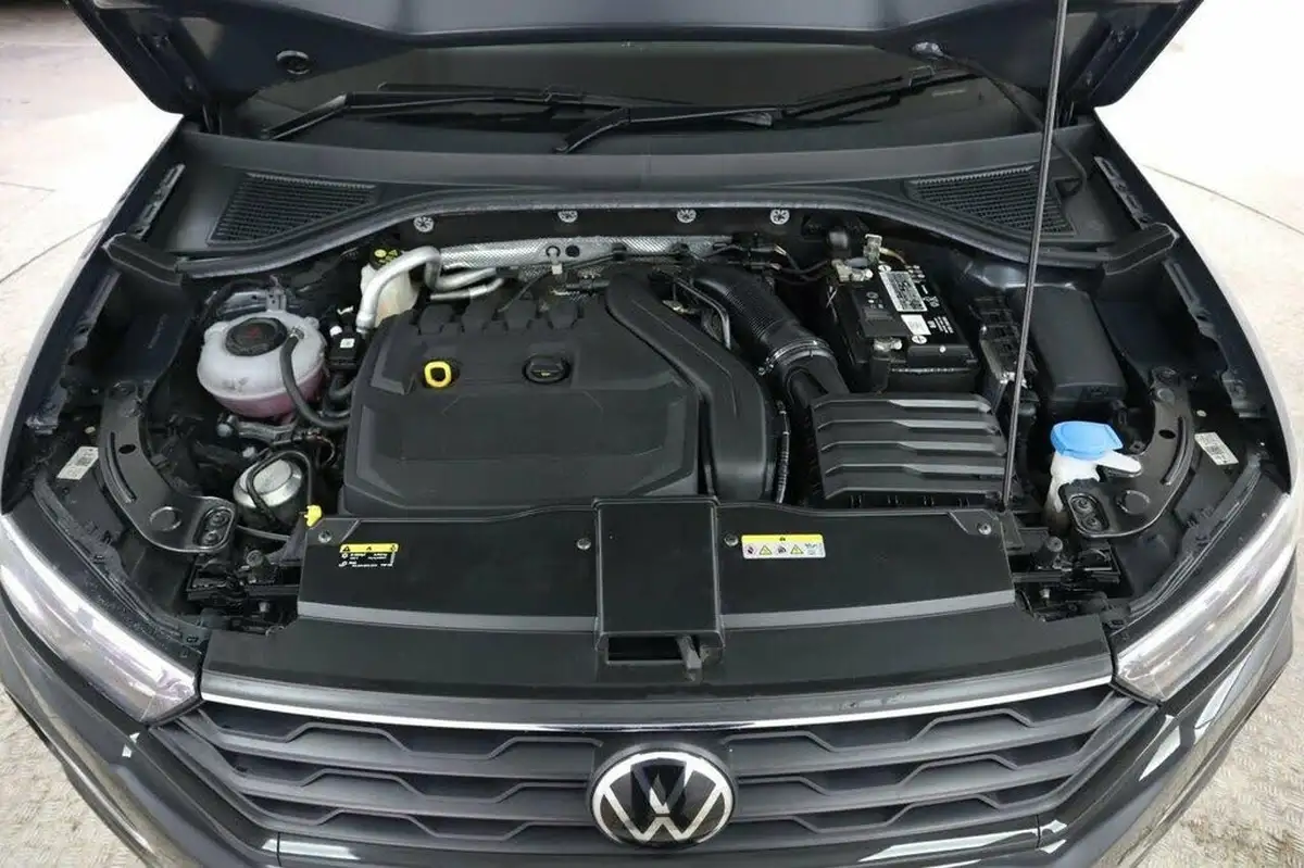 2021-volkswagen-t-roc-15-tsi-black-edition-dsg-big-12