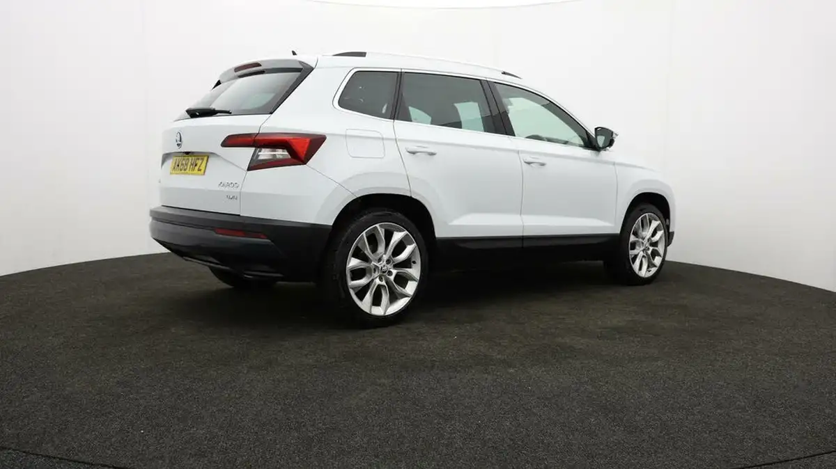 2018-skoda-karoq-20tdi-edition-big-29
