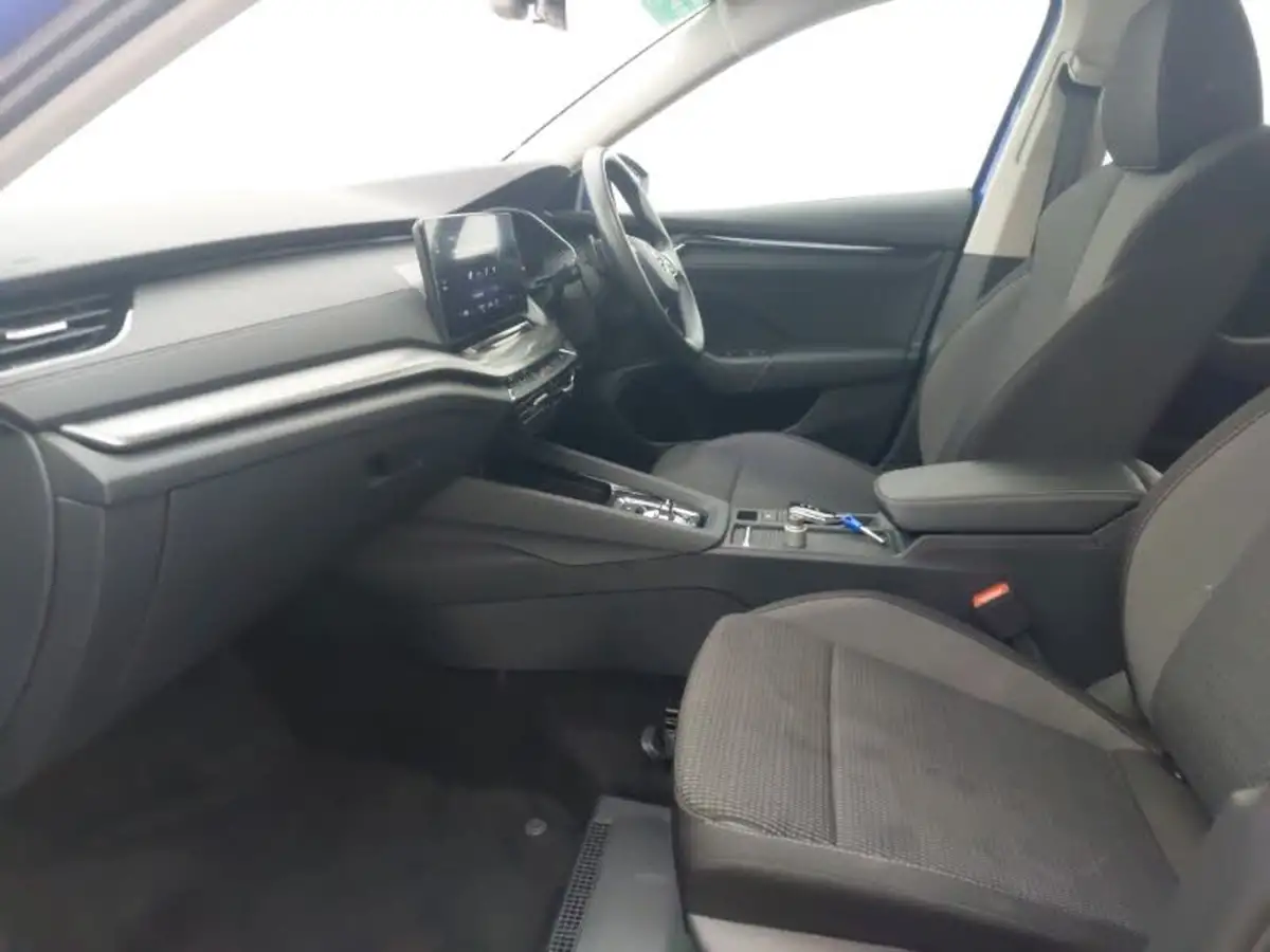 2022-skoda-octavia-10-tsi-e-tec-se-technology-estate-big-4