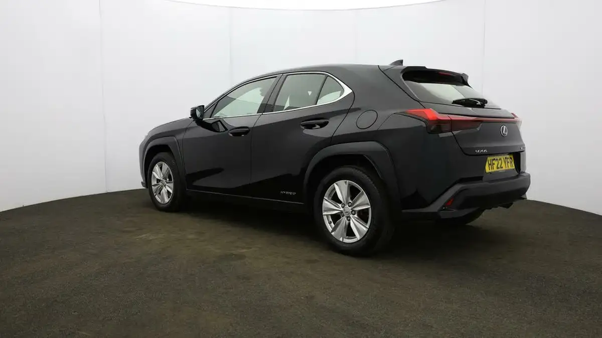 2022-lexus-ux-250h-20-ux-184bhp-without-navigation-big-4