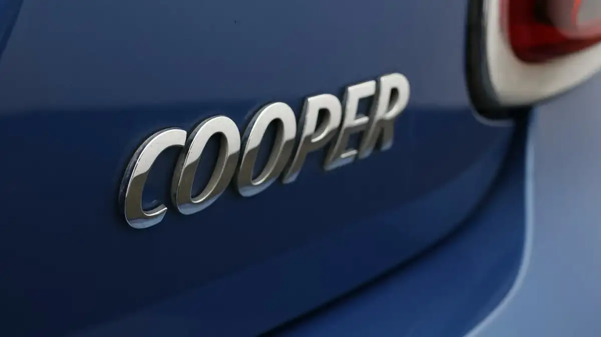 2023-mini-cooper-15-cooper-exclusive-premium-auto-hatchback-5d-auto-big-18
