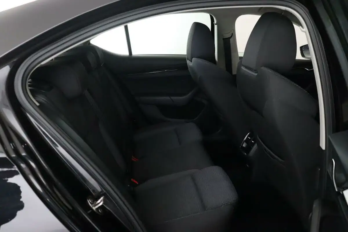 2021-skoda-octavia-15-tsi-se-technology-hatchback-big-12