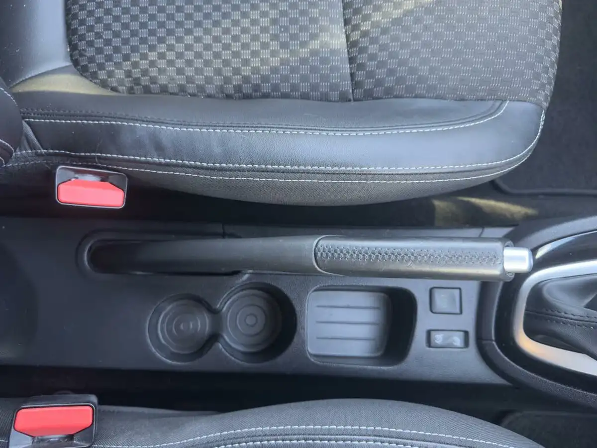 2018-renault-clio-15dci-gt-line-edc-auto-big-24