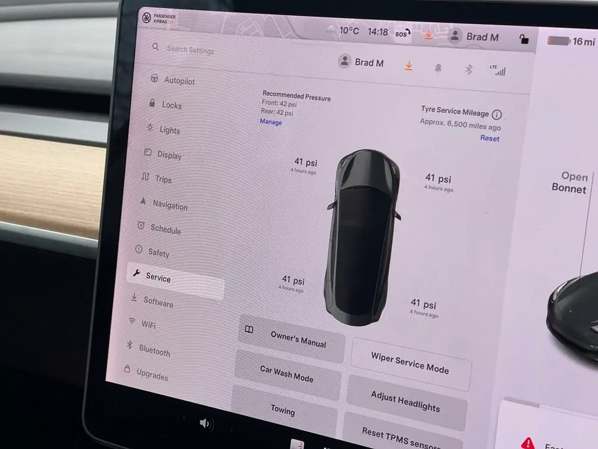 2020-tesla-model-3-e-long-range-big-50