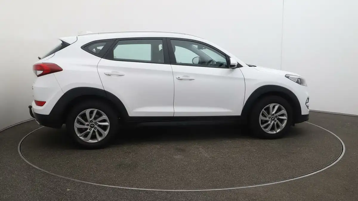 2017-hyundai-tucson-20crdi-se-nav-136ps-auto-big-42