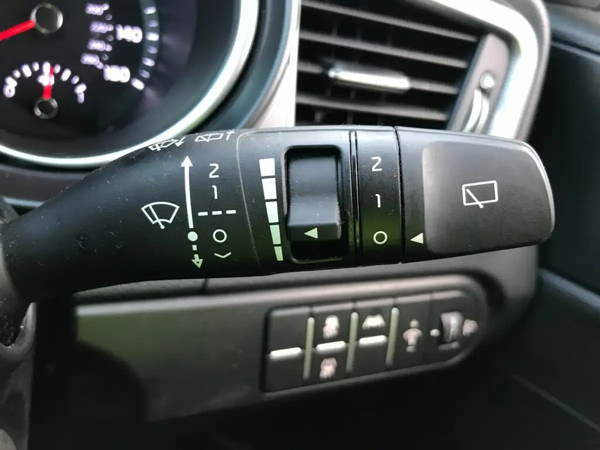 2023-kia-xceed-15-t-gdi-2-158bhp-big-28