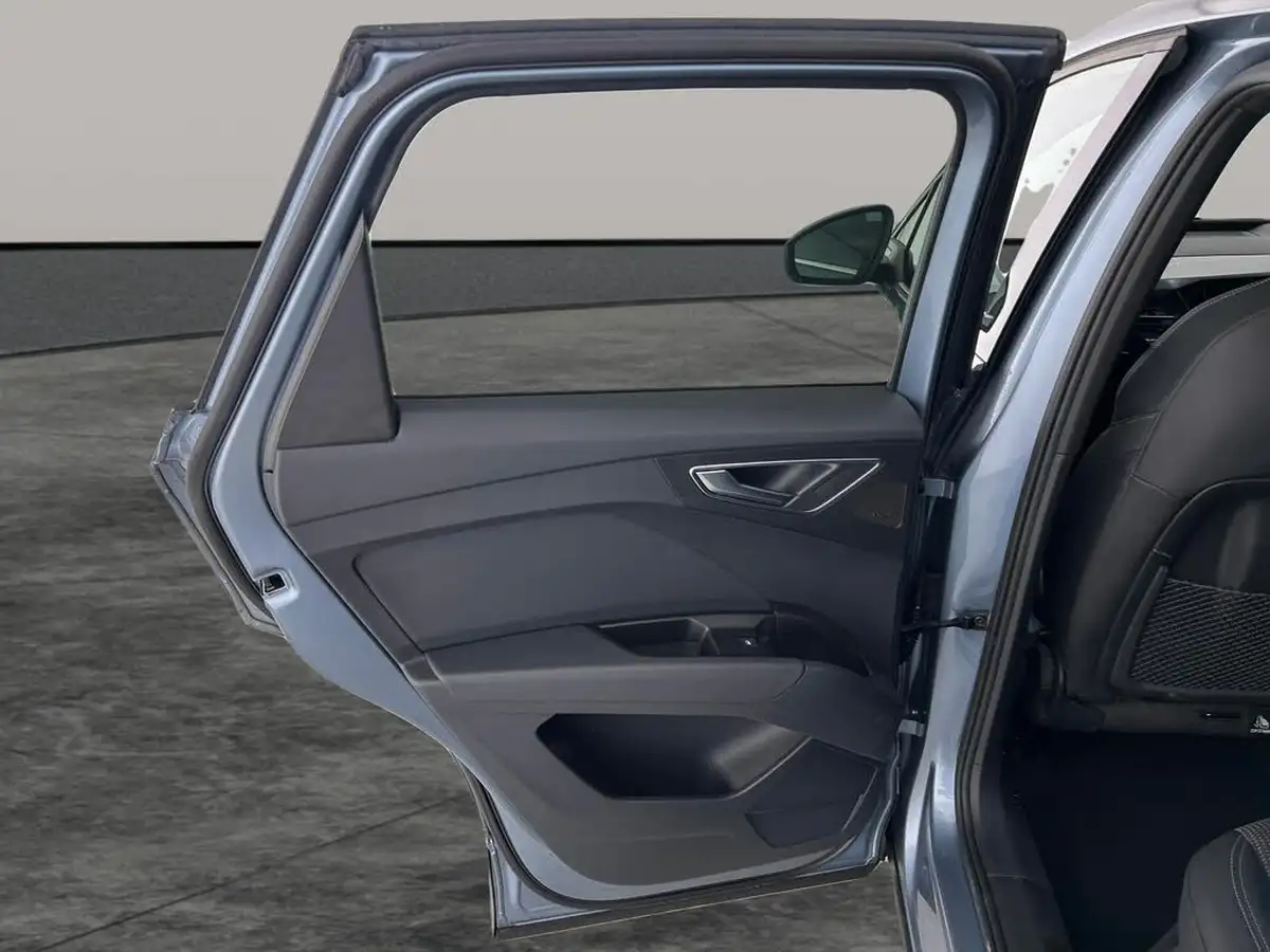2022-audi-q4-e-tron-40e-s-line-station-wagon-big-17