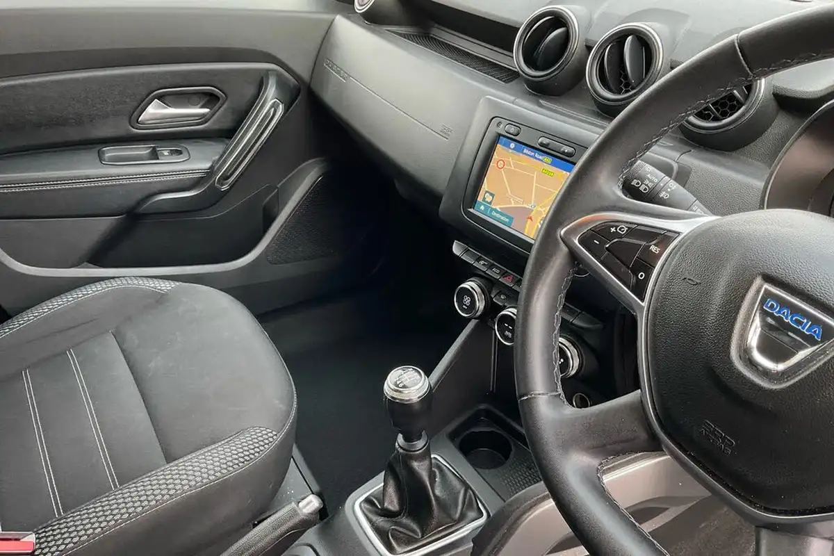 2020-dacia-duster-13-tce-prestige-130bhp-ss-big-11