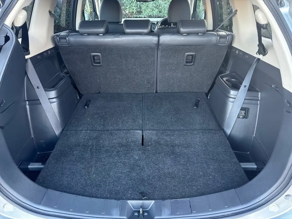 2020-mitsubishi-outlander-20-exceed-big-22
