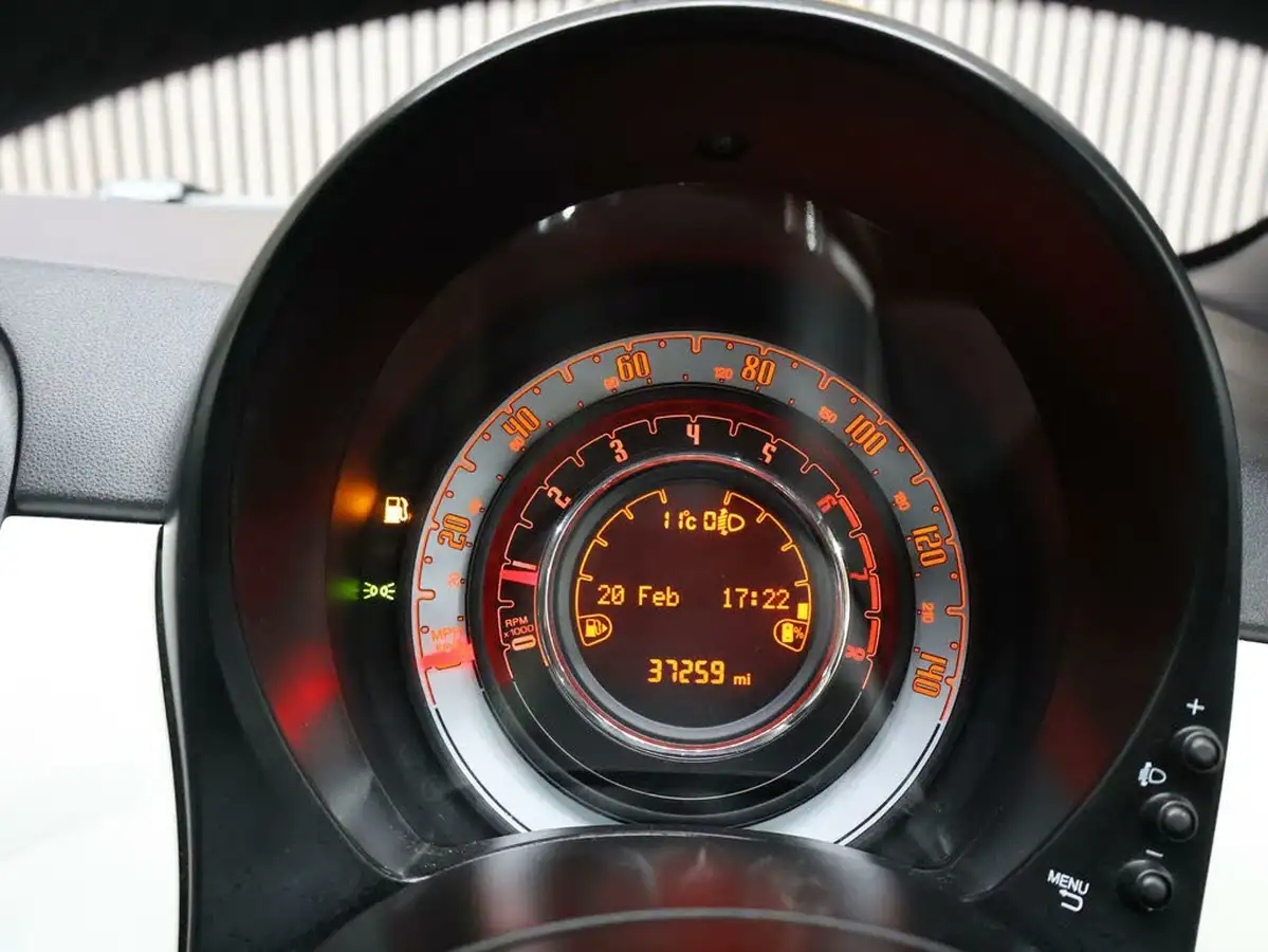 2022-fiat-500-10-dolcevita-big-15