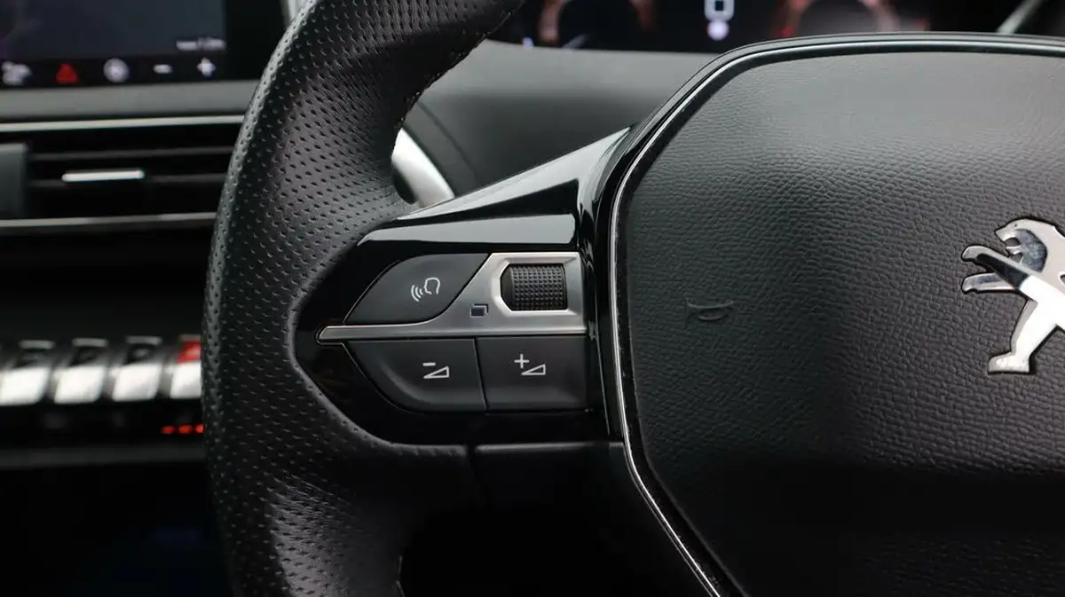 2020-peugeot-5008-suv-15-bluehdi-gt-line-premium-big-31