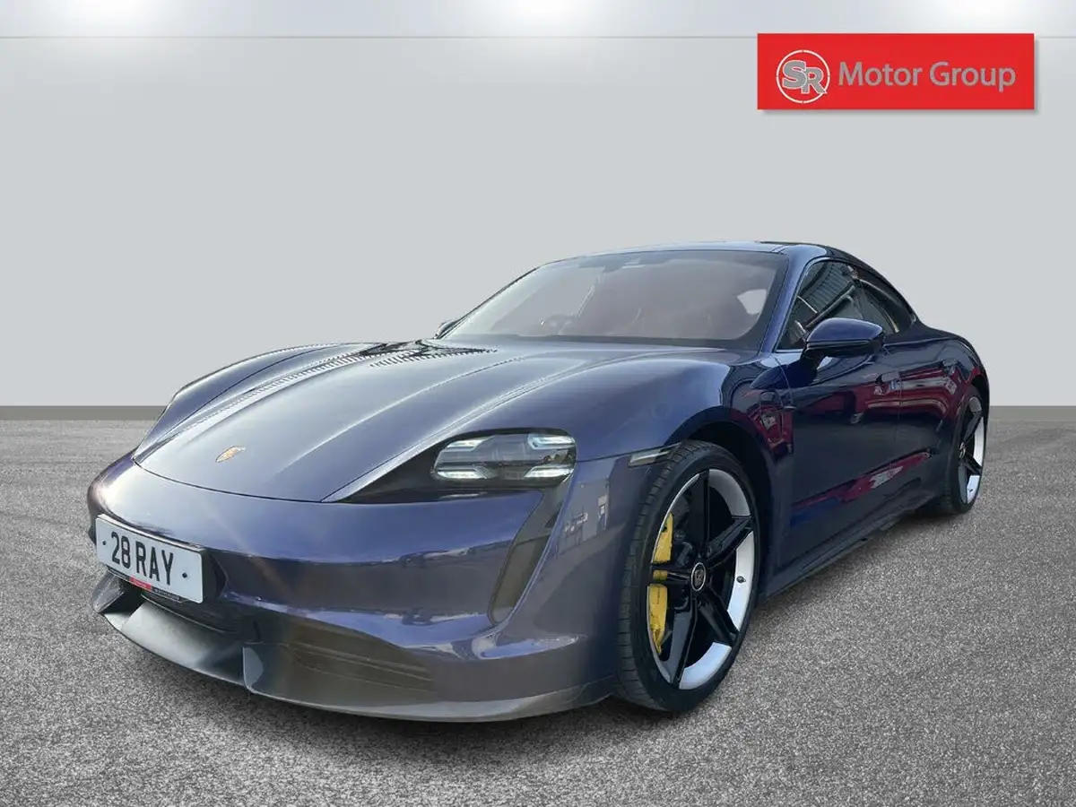2020-porsche-taycan-e-turbo-s-big-12