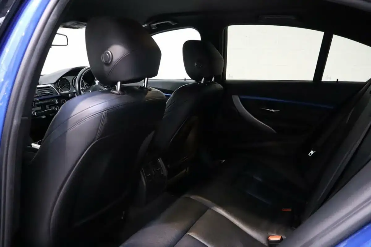 2017-bmw-3-series-20td-320d-m-sport-saloon-4d-auto-big-12