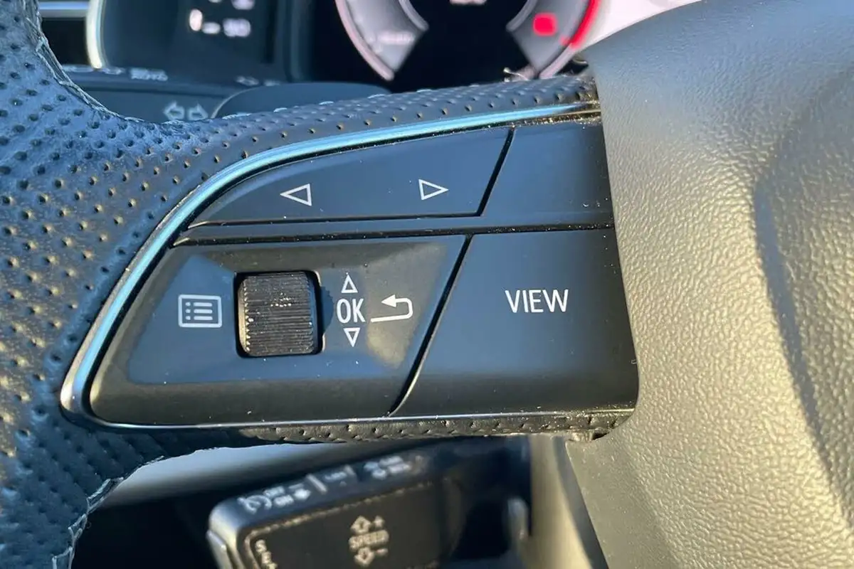 2022-audi-q7-30-45-tdi-s-line-big-38