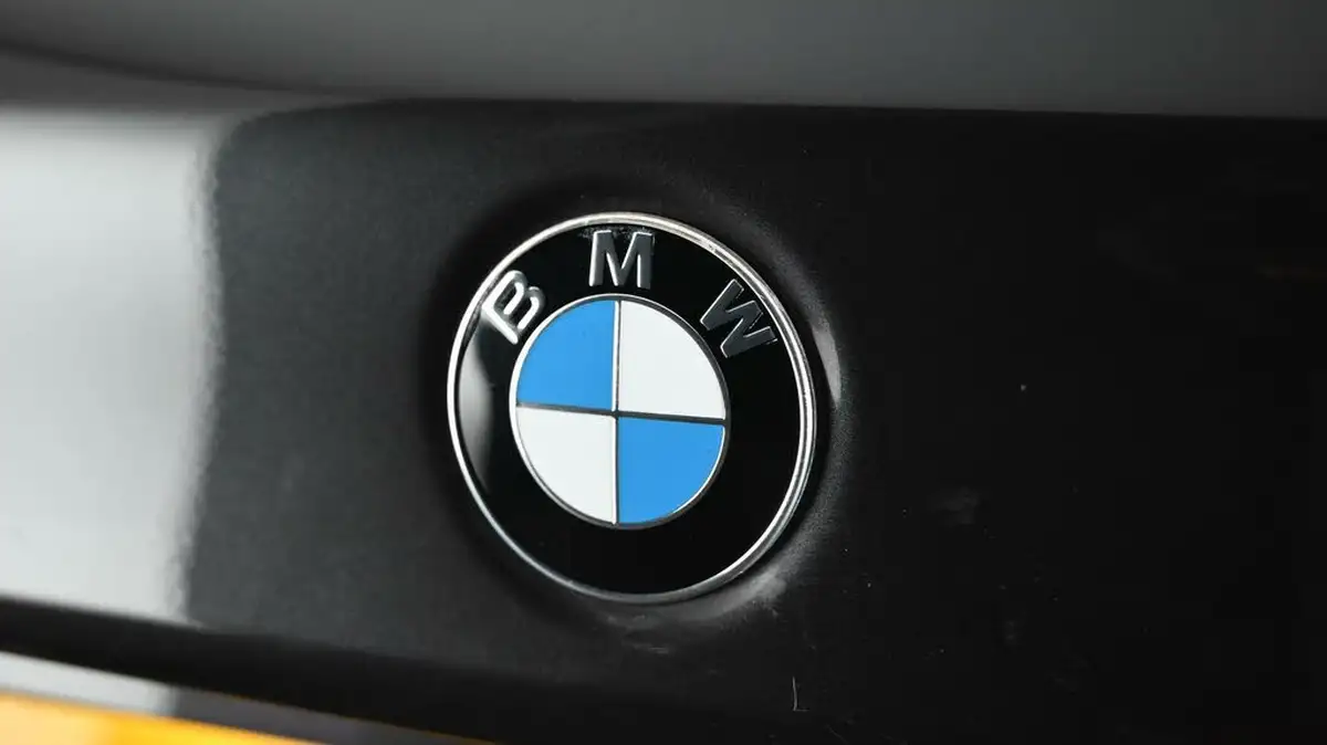 2021-bmw-5-series-20td-520d-xdrive-m-sport-mht-saloon-4d-big-20