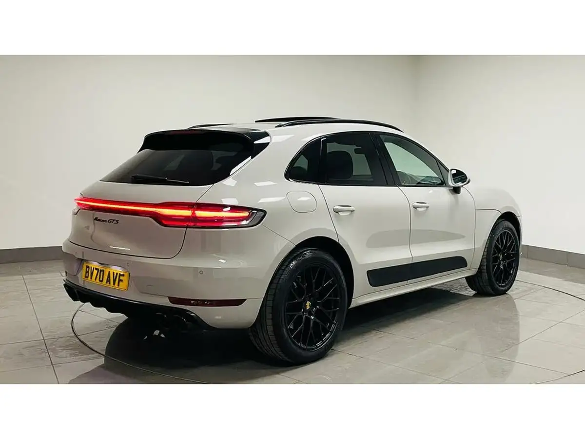 2020-porsche-macan-29-v6-gts-big-5