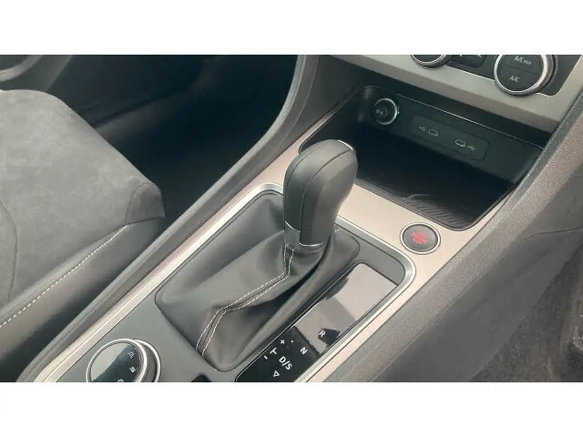 2024-seat-ateca-15-ecotsi-xperience-dsg-big-13