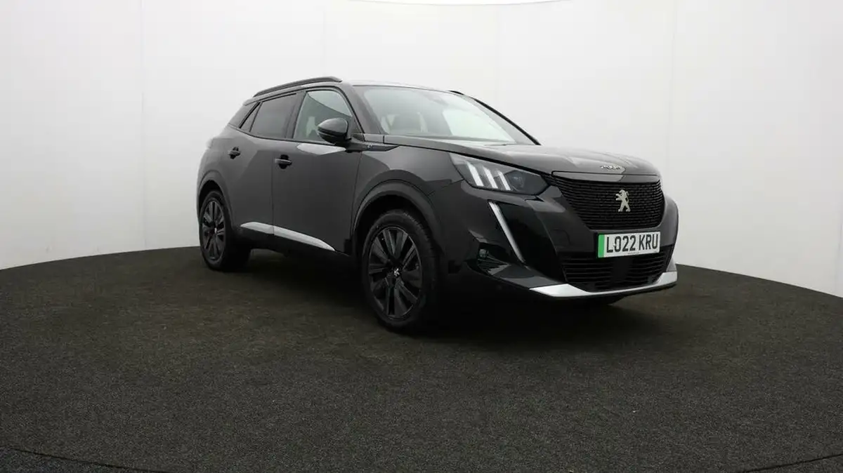 2022-peugeot-2008-suv-e-gt-premium-big-46