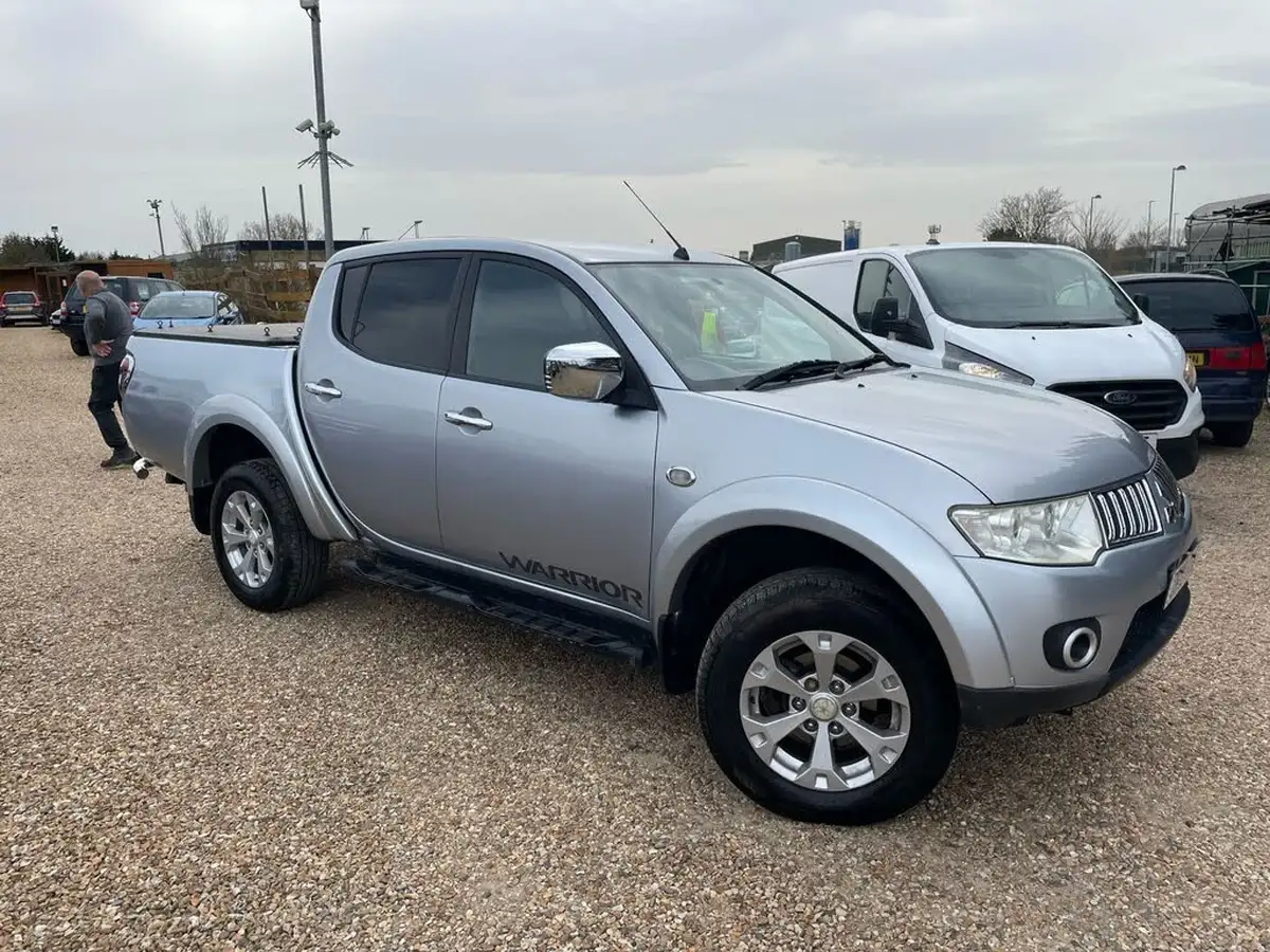 2012-mitsubishi-l200-25td-warrior-eu-v-lth-big-3
