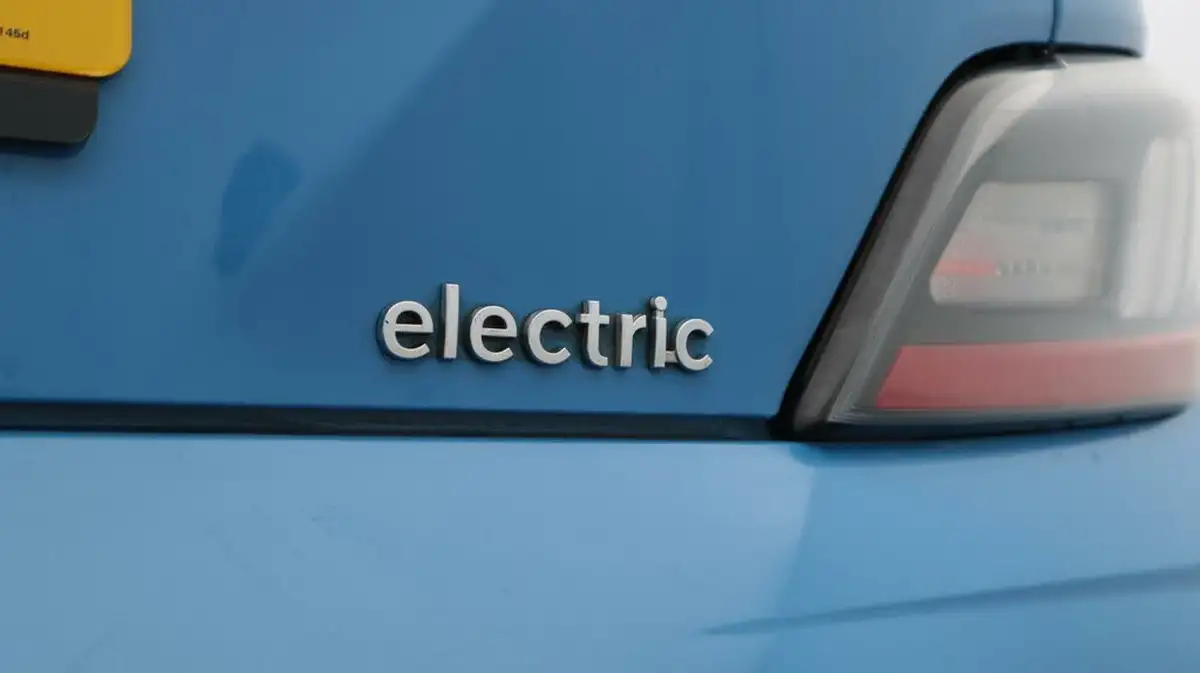 2022-hyundai-kona-e-premium-204ps-64kwh-7kw-obc-big-22