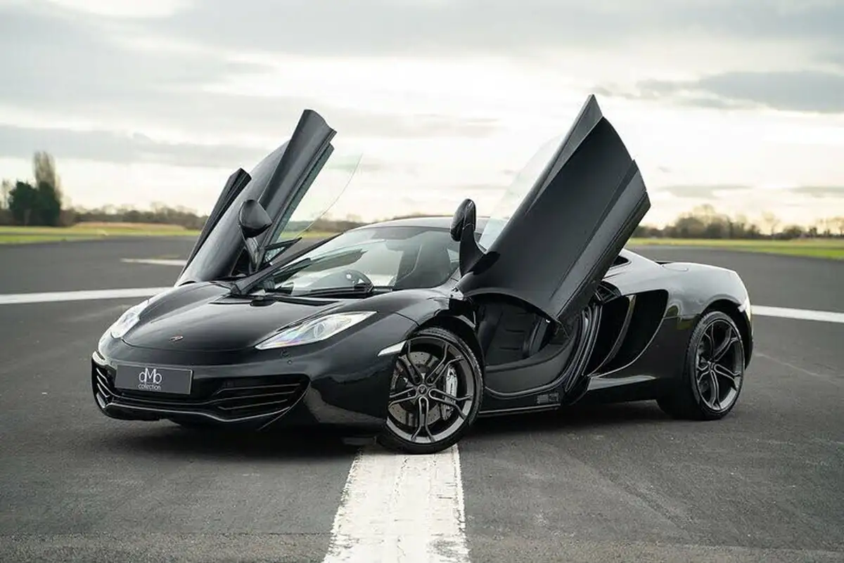 2012-mclaren-12c-38-592bhp-coupe-big-0