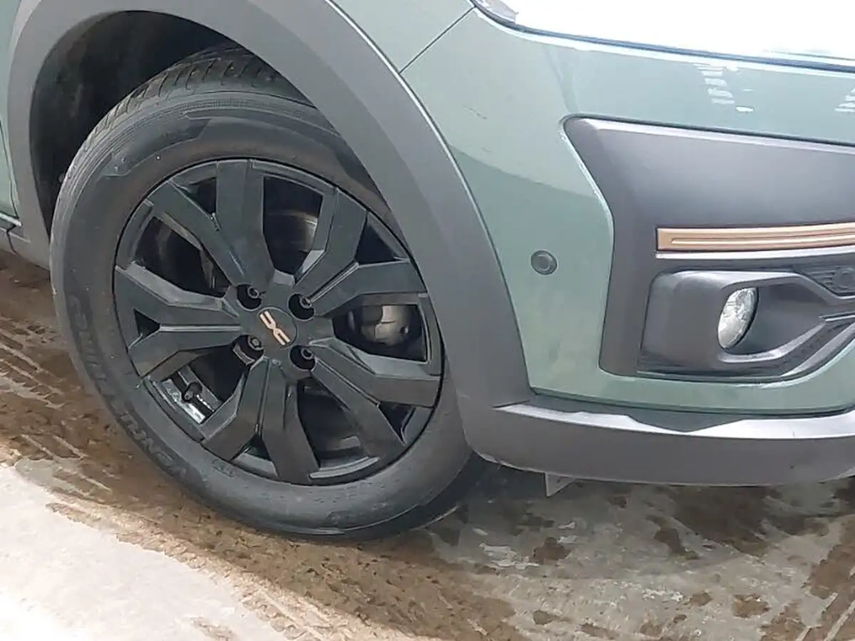 2023-dacia-sandero-stepway-10-tce-essential-90bhp-big-8