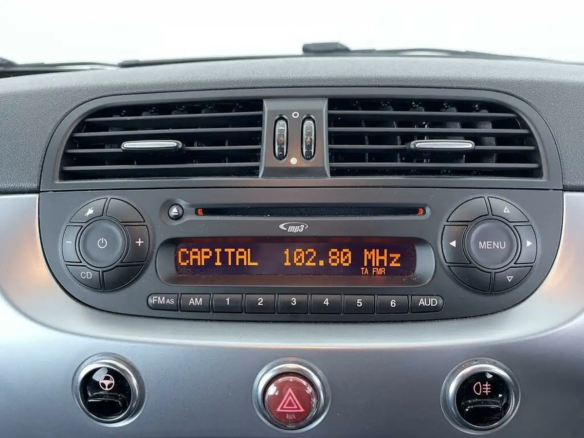 2015-fiat-500-12-s-big-36