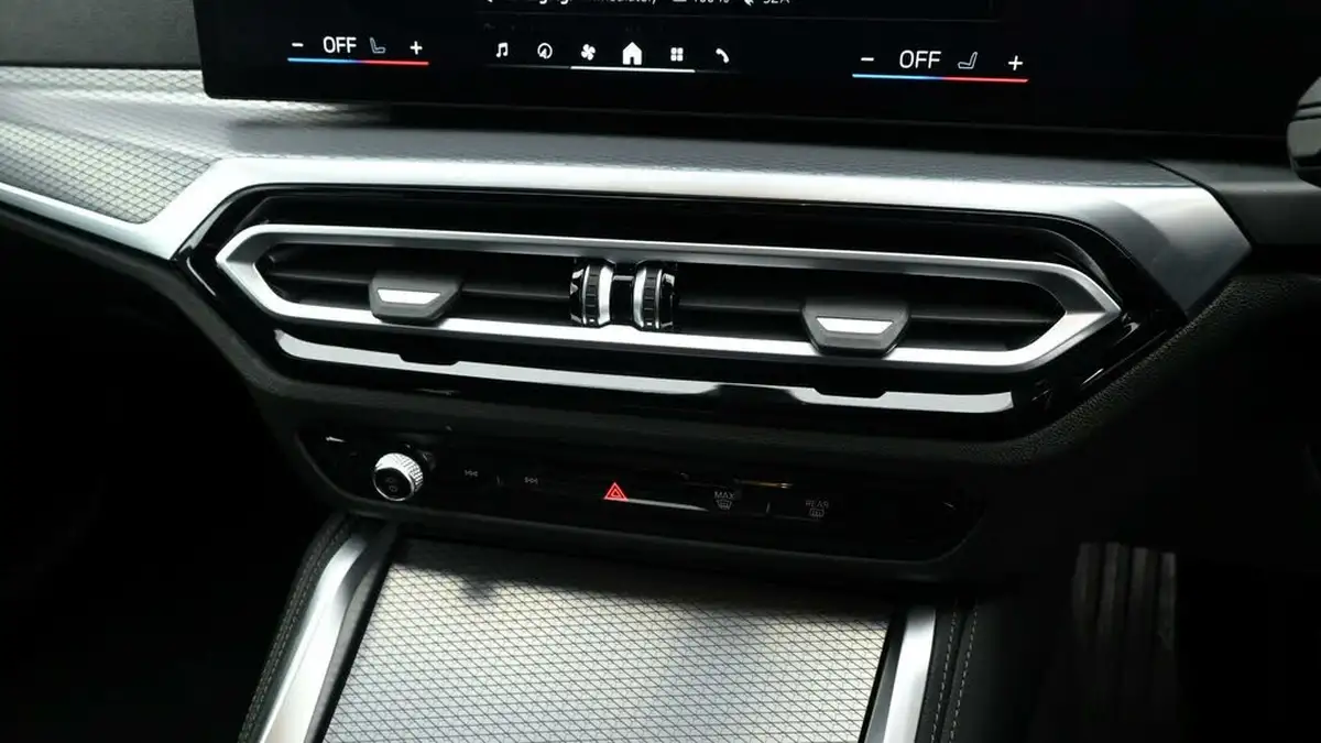 2023-bmw-i4-e-m50-big-13