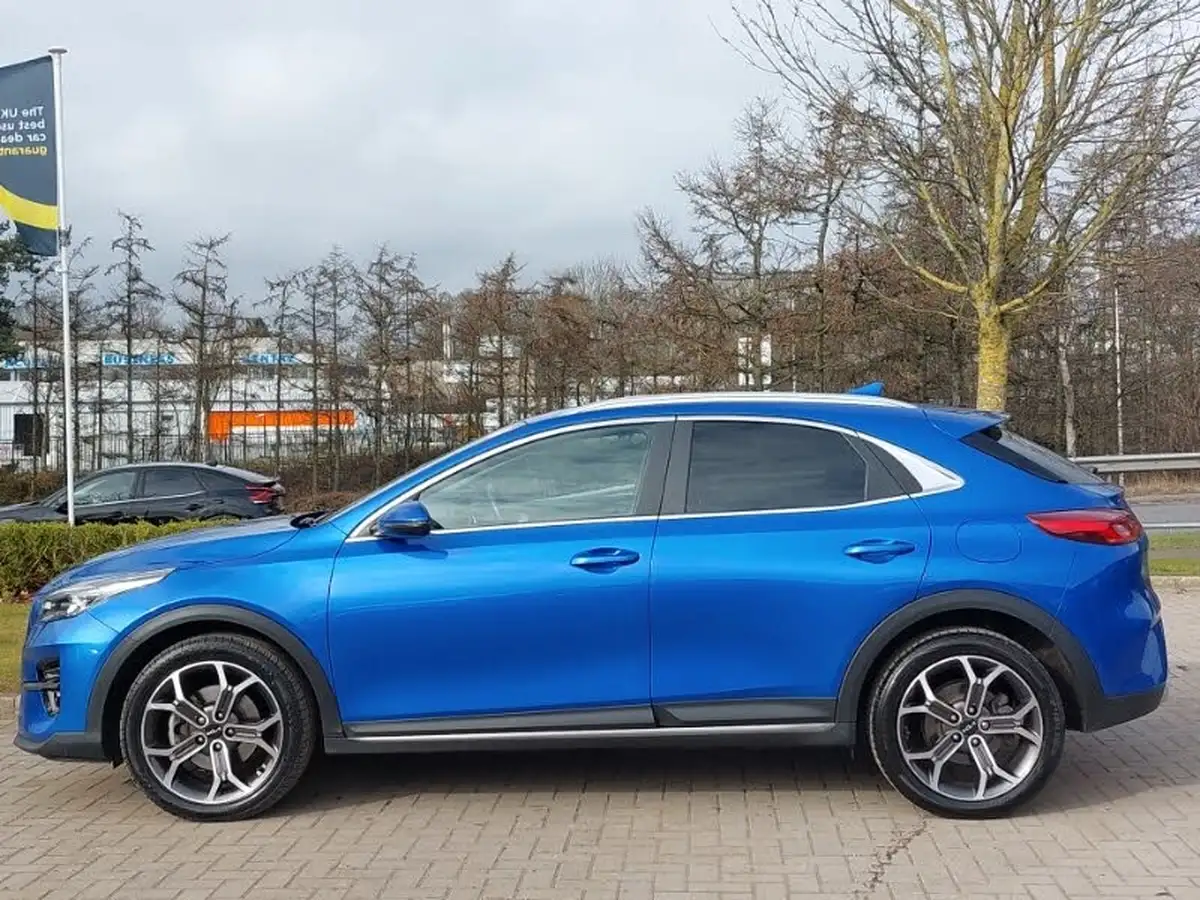 2022-kia-xceed-10-t-gdi-connect-big-3