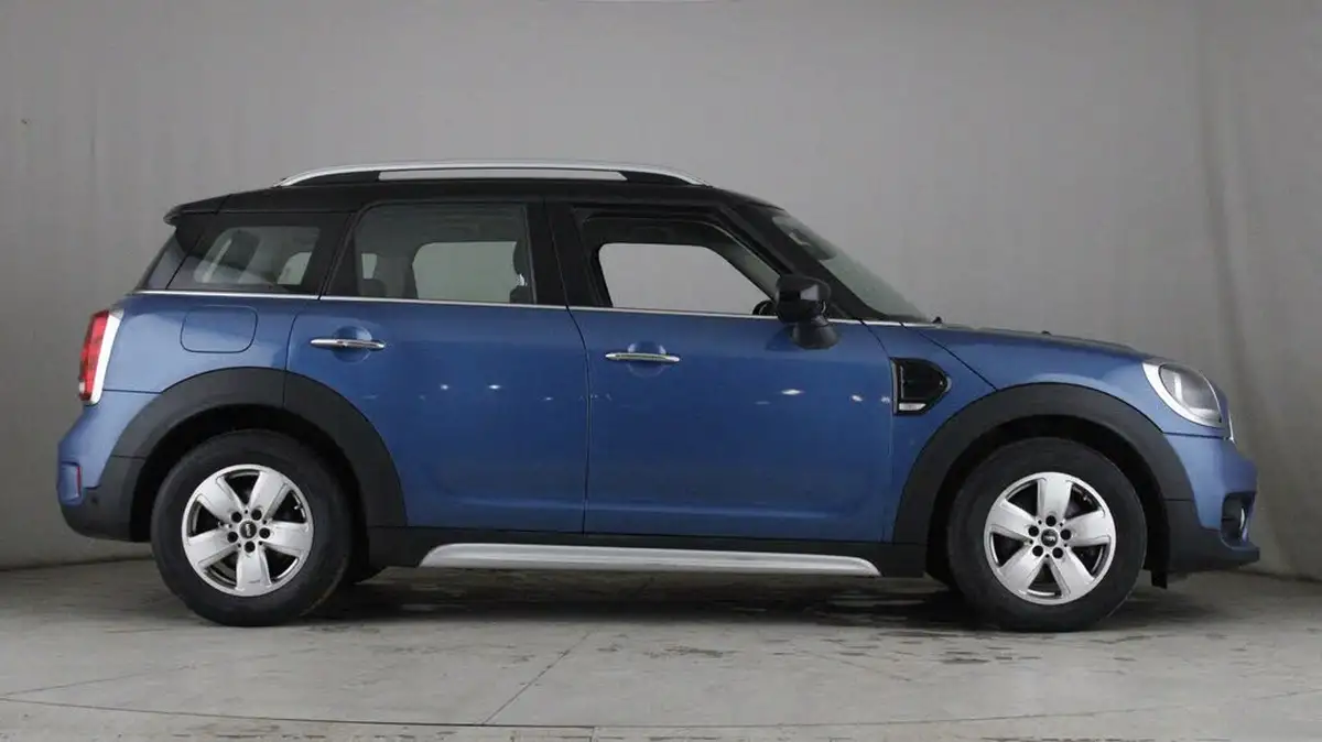 2020-mini-countryman-15-cooper-classic-auto-big-5