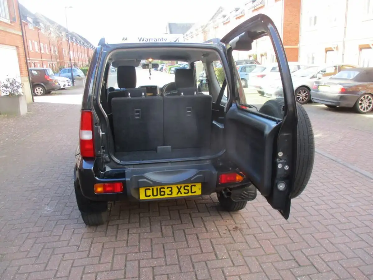 2013-suzuki-jimny-13-sz3-85ps-big-21