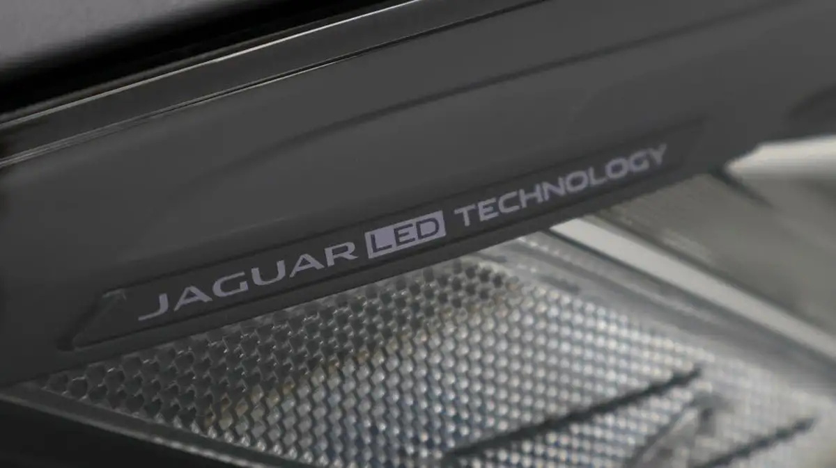 2021-jaguar-i-pace-ev400-hse-big-29
