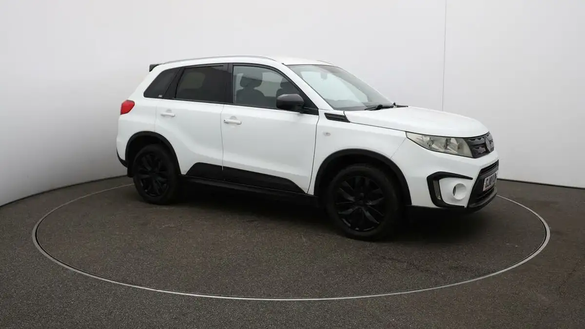 2018-suzuki-vitara-16-kuro-big-36