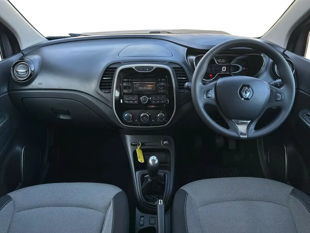 2016-renault-captur-09-expression-big-5