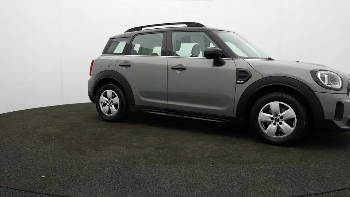 2021-mini-countryman-15-cooper-classic-all4-auto-big-36