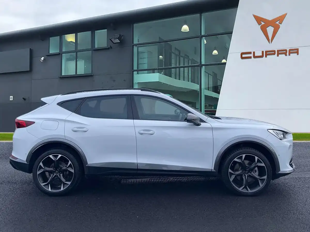 2024-cupra-formentor-20-tsi-v2-big-2