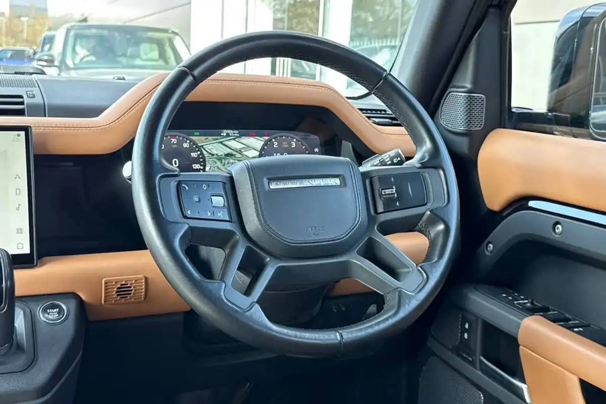 2023-land-rover-110-defender-30-d300-x-dynamic-hse-big-15