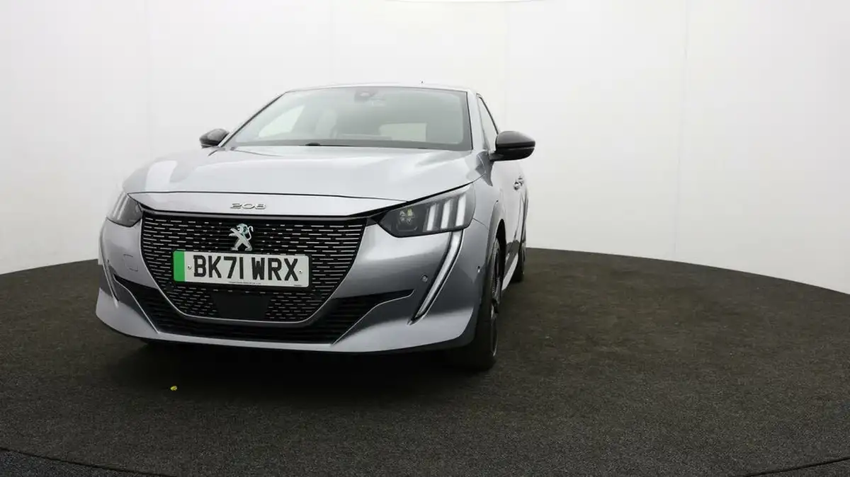 2021-peugeot-208-e-gt-50kwh-big-49