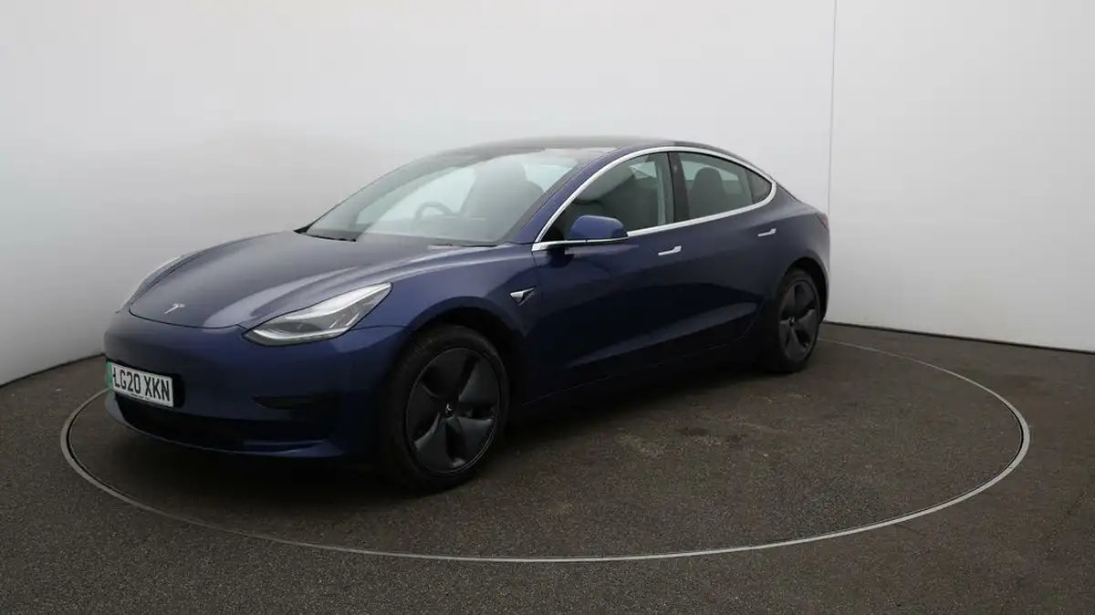 2020-tesla-model-3-e-standard-plus-big-3