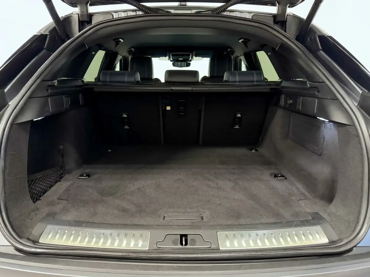2021-land-rover-range-rover-velar-20-p400e-r-dynamic-hse-big-7