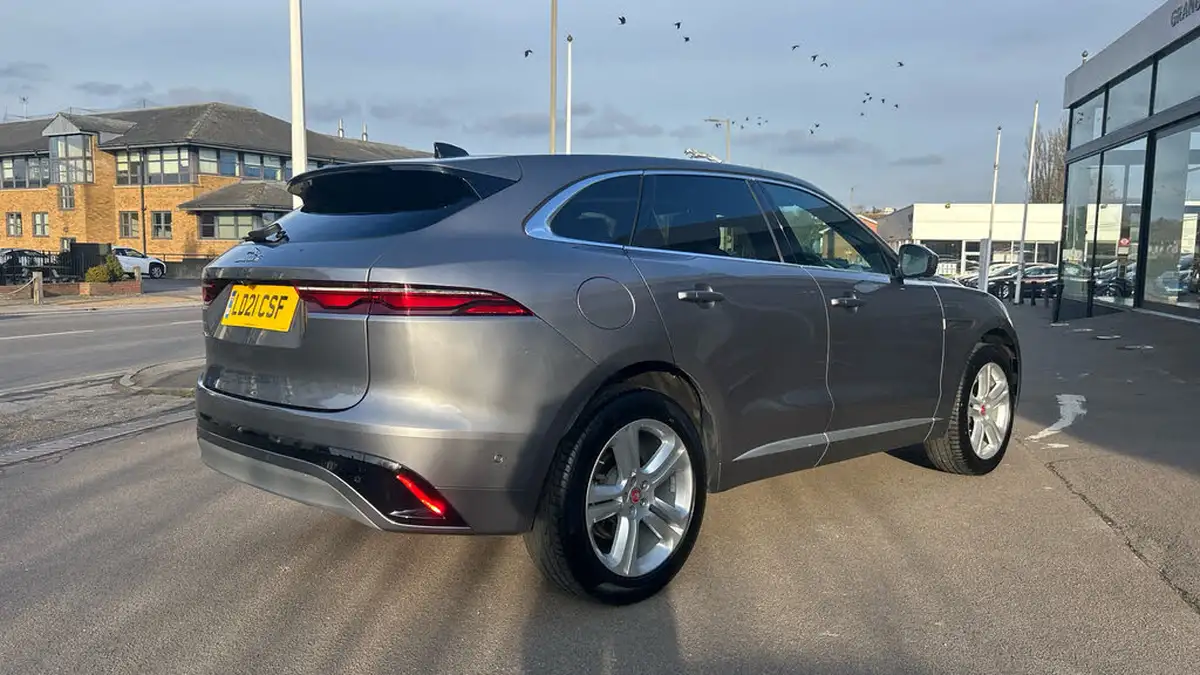 2021-jaguar-f-pace-20-p250-r-dynamic-s-big-13