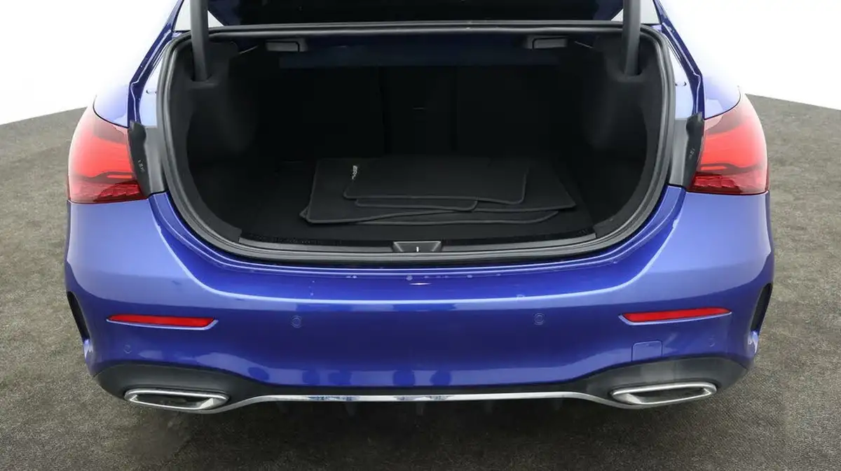 2024-mercedes-benz-a-class-13-a200-amg-line-executive-saloon-4d-big-16
