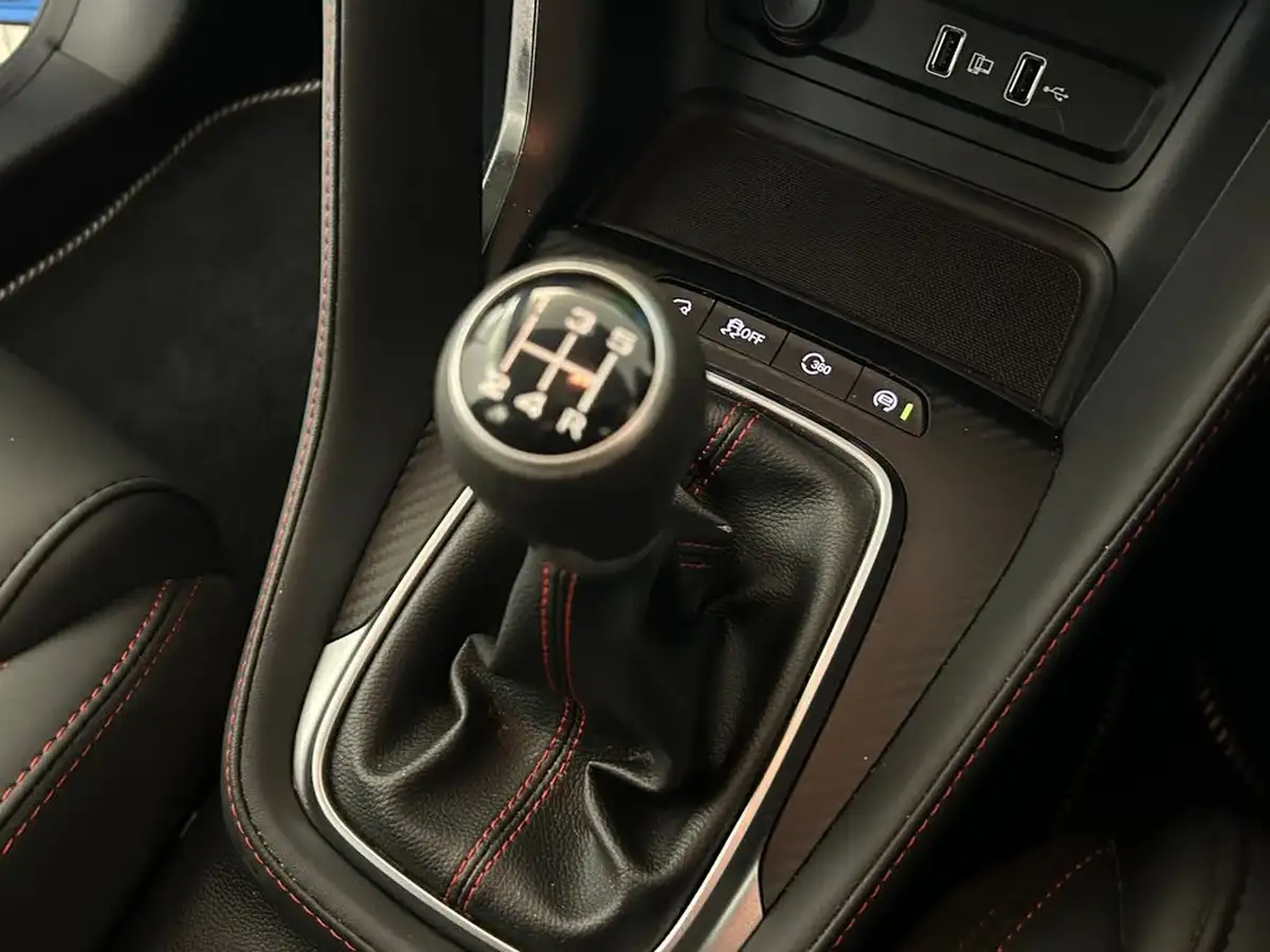 2022-mg-zs-suv-15-vti-tech-exclusive-big-31