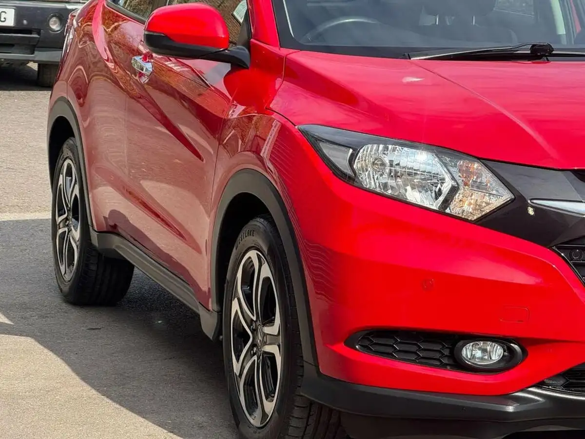 2016-honda-hr-v-16-i-dtec-se-navi-big-2