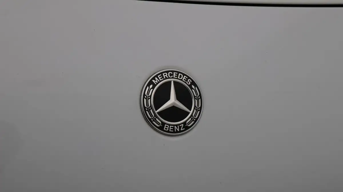 2020-mercedes-benz-a-class-13-a200-amg-line-executive-hatchback-5d-7g-dct-big-22