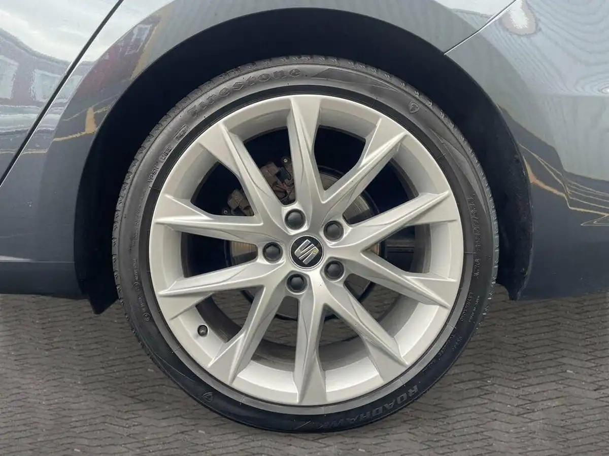 2019-seat-leon-15-tsi-evo-fr-sport-150ps-estate-dsg-big-11